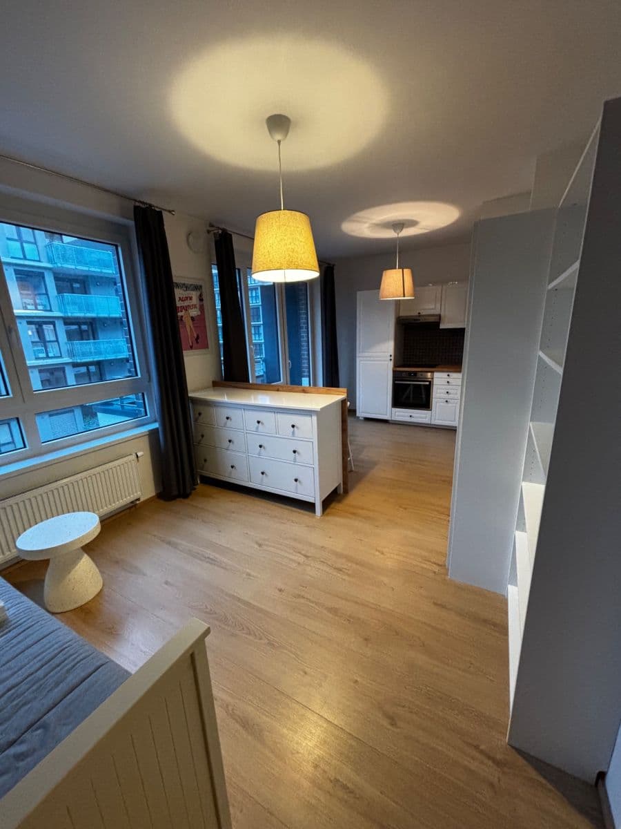 Prenájom bytu 1-izbový 29 m², Thomasova, Praha, Praha Prenájom bytu 1-izbový 29 m², Thomasova, Praha, Praha