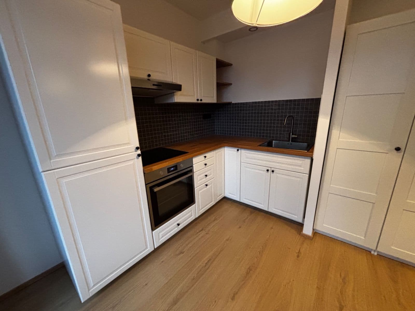 Prenájom bytu 1-izbový 29 m², Thomasova, Praha, Praha Prenájom bytu 1-izbový 29 m², Thomasova, Praha, Praha
