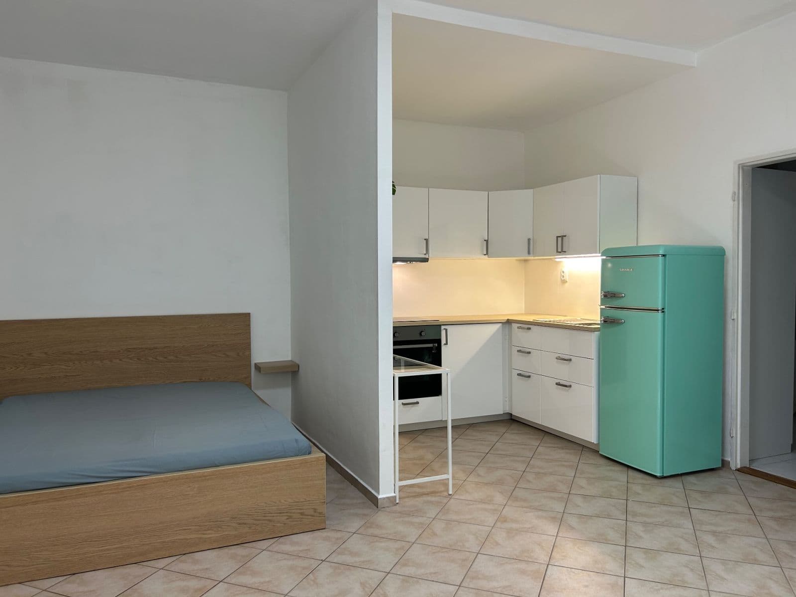 Prenájom bytu 1-izbový 38 m², U Uranie, Praha, Praha Prenájom bytu 1-izbový 38 m², U Uranie, Praha, Praha