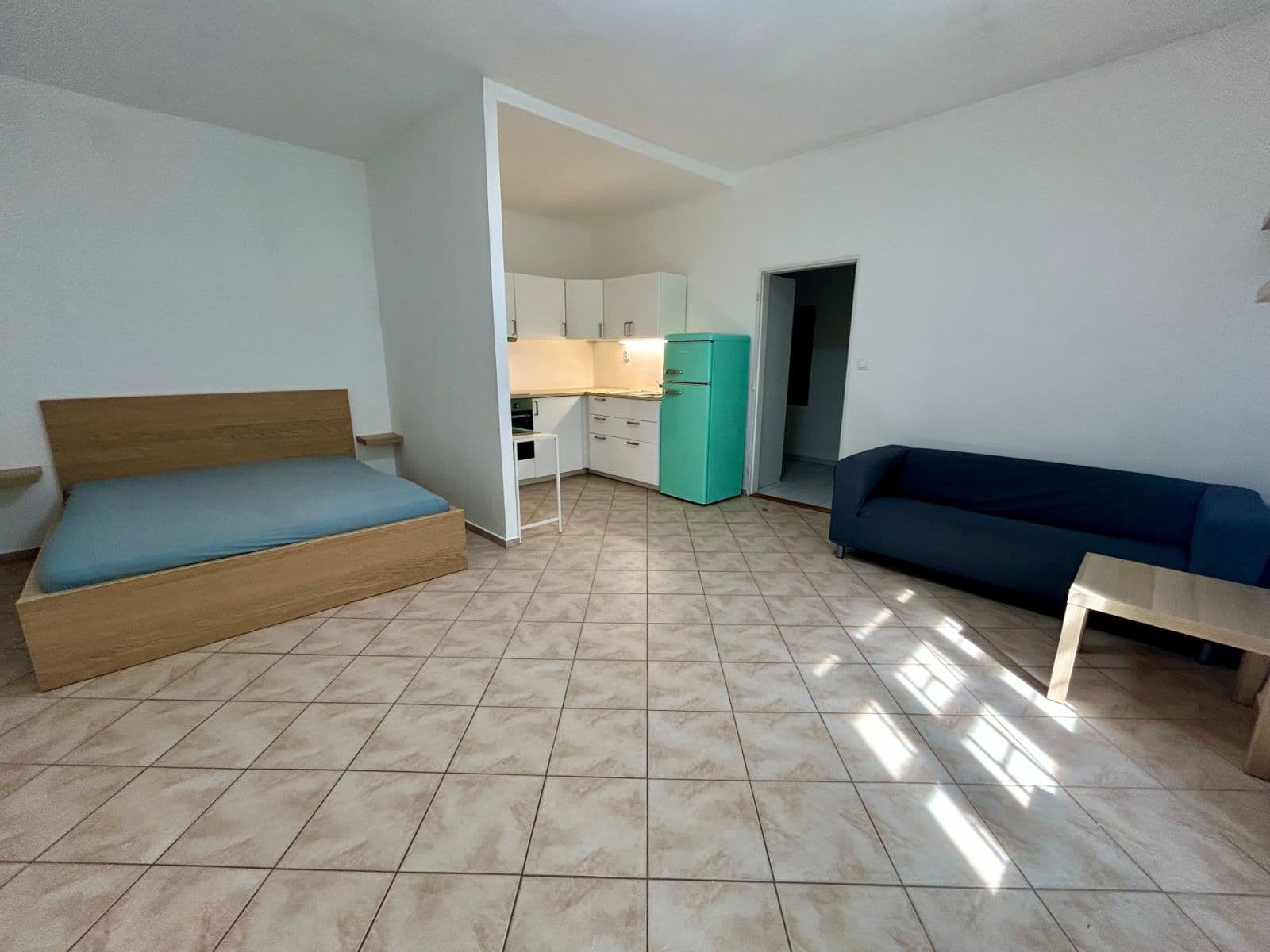 Prenájom bytu 1-izbový 38 m², U Uranie, Praha, Praha Prenájom bytu 1-izbový 38 m², U Uranie, Praha, Praha