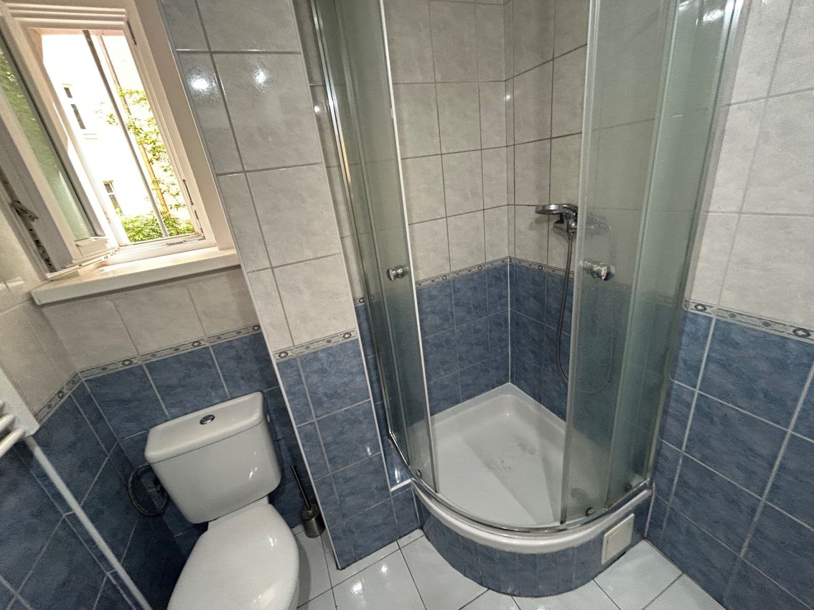 Prenájom bytu 1-izbový 38 m², U Uranie, Praha, Praha Prenájom bytu 1-izbový 38 m², U Uranie, Praha, Praha
