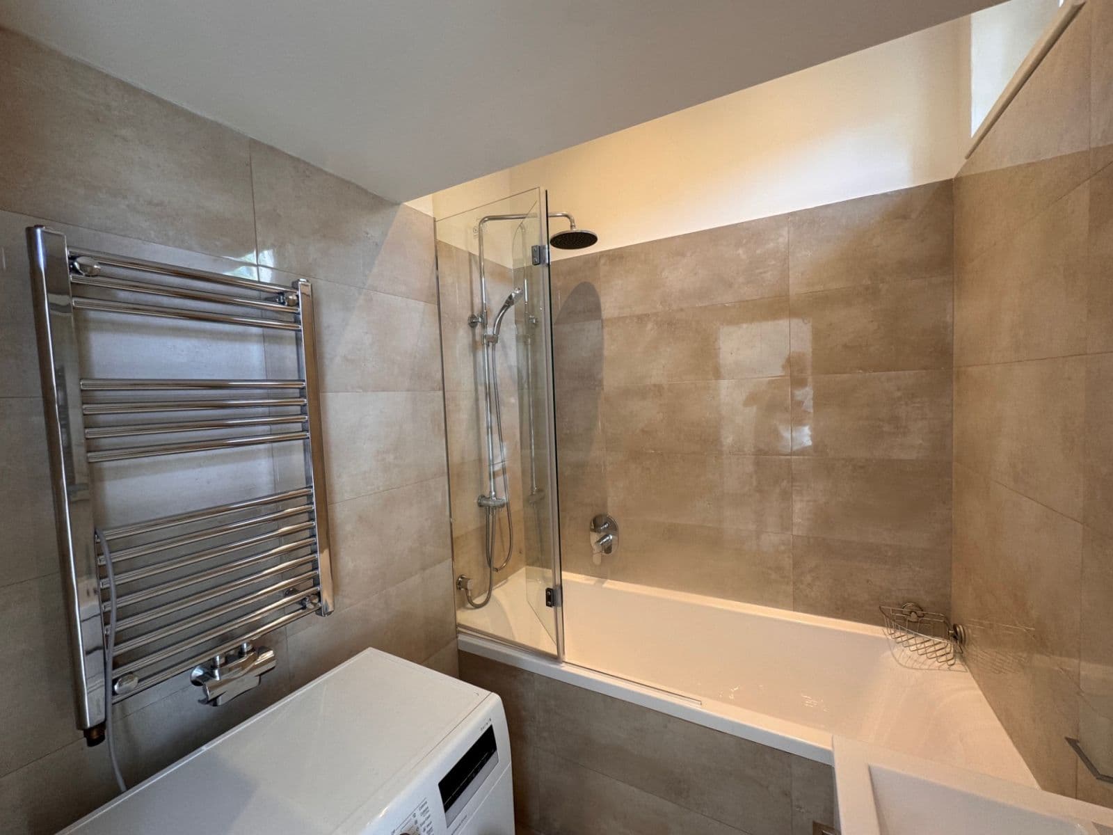 Prenájom bytu 1-izbový 45 m², Jana Zajíce, Praha, Praha Prenájom bytu 1-izbový 45 m², Jana Zajíce, Praha, Praha