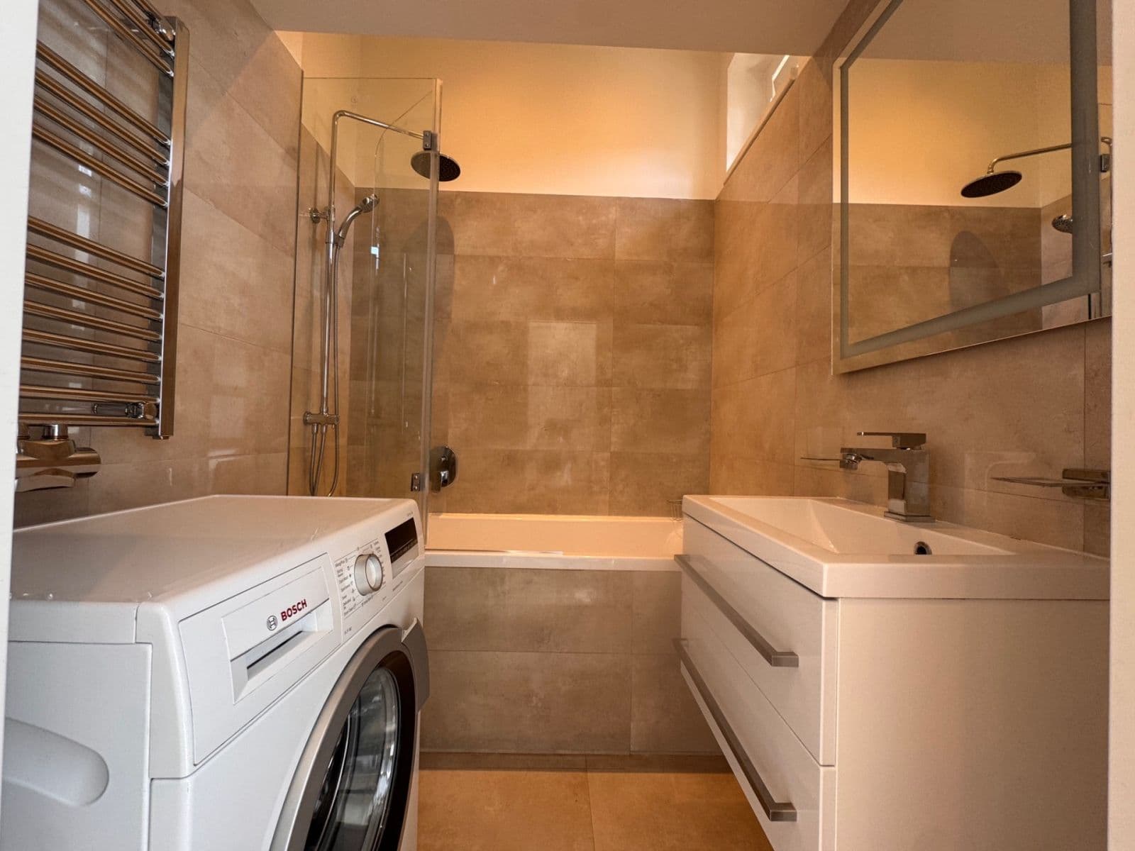 Prenájom bytu 1-izbový 45 m², Jana Zajíce, Praha, Praha Prenájom bytu 1-izbový 45 m², Jana Zajíce, Praha, Praha