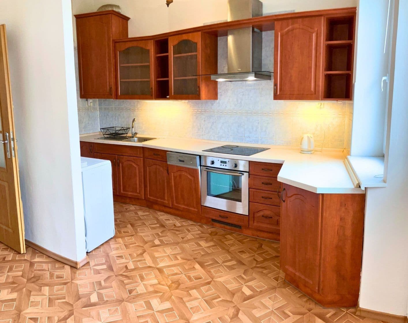 Prenájom bytu 2-izbový 69 m², Šmejkalova, Brno, Jihomoravský kraj Prenájom bytu 2-izbový 69 m², Šmejkalova, Brno, Jihomoravský kraj