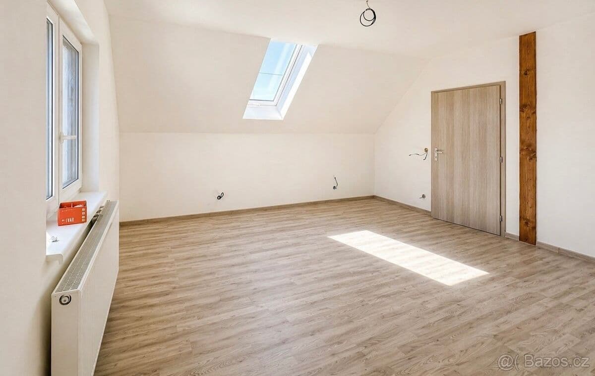 Predaj domu 150 m², pozemek 290 m², Hluboká, Brodce, Středočeský kraj Predaj domu 150 m², pozemek 290 m², Hluboká, Brodce, Středočeský kraj