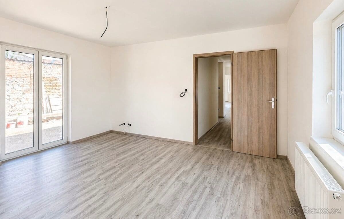 Predaj domu 150 m², pozemek 290 m², Hluboká, Brodce, Středočeský kraj Predaj domu 150 m², pozemek 290 m², Hluboká, Brodce, Středočeský kraj