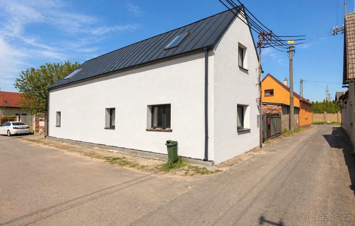 Predaj domu 150 m², pozemek 290 m², Hluboká, Brodce, Středočeský kraj Predaj domu 150 m², pozemek 290 m², Hluboká, Brodce, Středočeský kraj