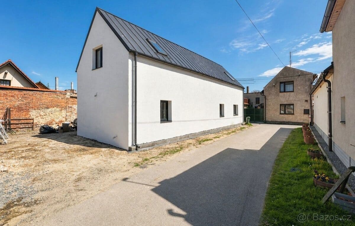 Predaj domu 150 m², pozemek 290 m², Hluboká, Brodce, Středočeský kraj Predaj domu 150 m², pozemek 290 m², Hluboká, Brodce, Středočeský kraj