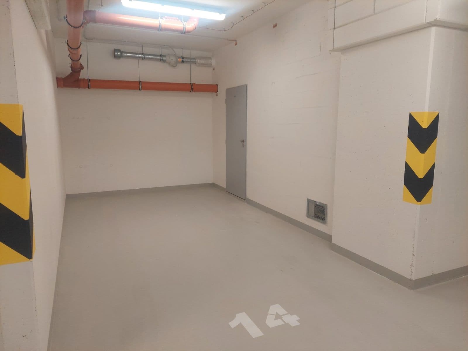 Prenájom bytu 3-izbový 66 m², U Továren, Praha, Praha Prenájom bytu 3-izbový 66 m², U Továren, Praha, Praha