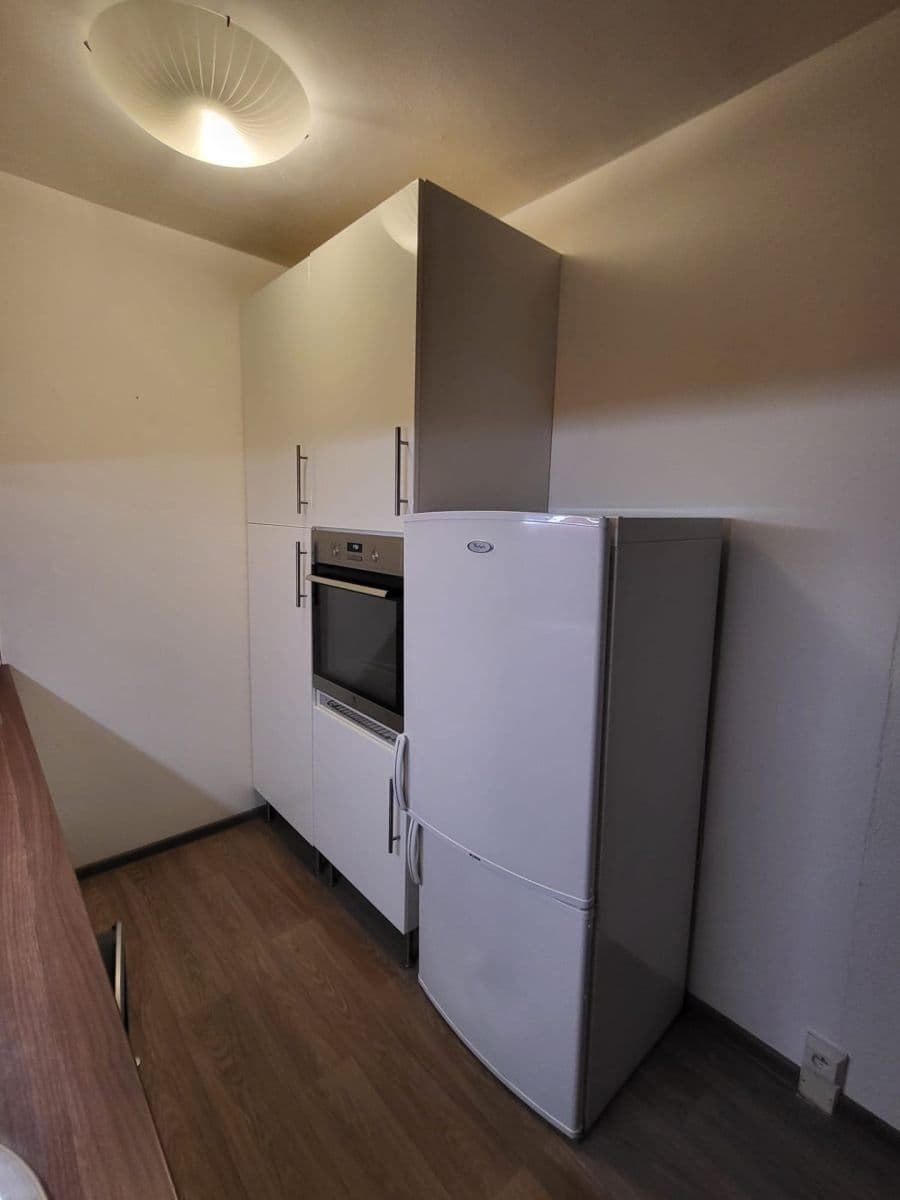 Prenájom bytu 2-izbový 43 m², Hrdličkova, Praha, Praha Prenájom bytu 2-izbový 43 m², Hrdličkova, Praha, Praha
