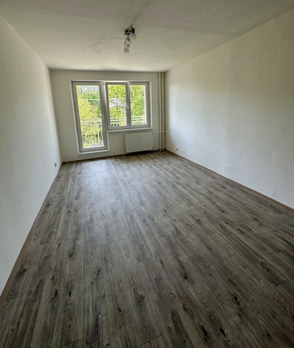 Prenájom bytu 1-izbový 31 m², Petruškova, Ostrava, Moravskoslezský kraj Prenájom bytu 1-izbový 31 m², Petruškova, Ostrava, Moravskoslezský kraj