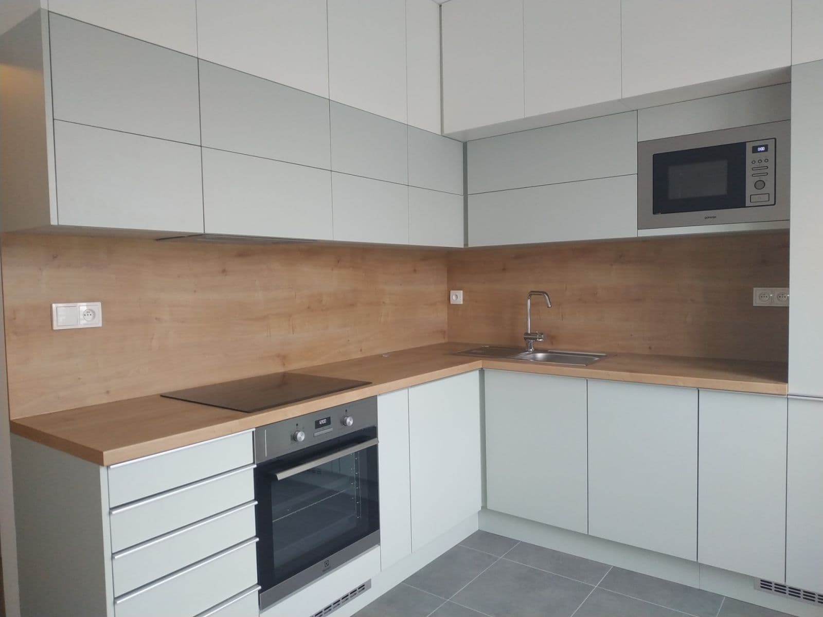 Prenájom bytu 1-izbový 42 m², Na Rokytce, Praha, Praha Prenájom bytu 1-izbový 42 m², Na Rokytce, Praha, Praha
