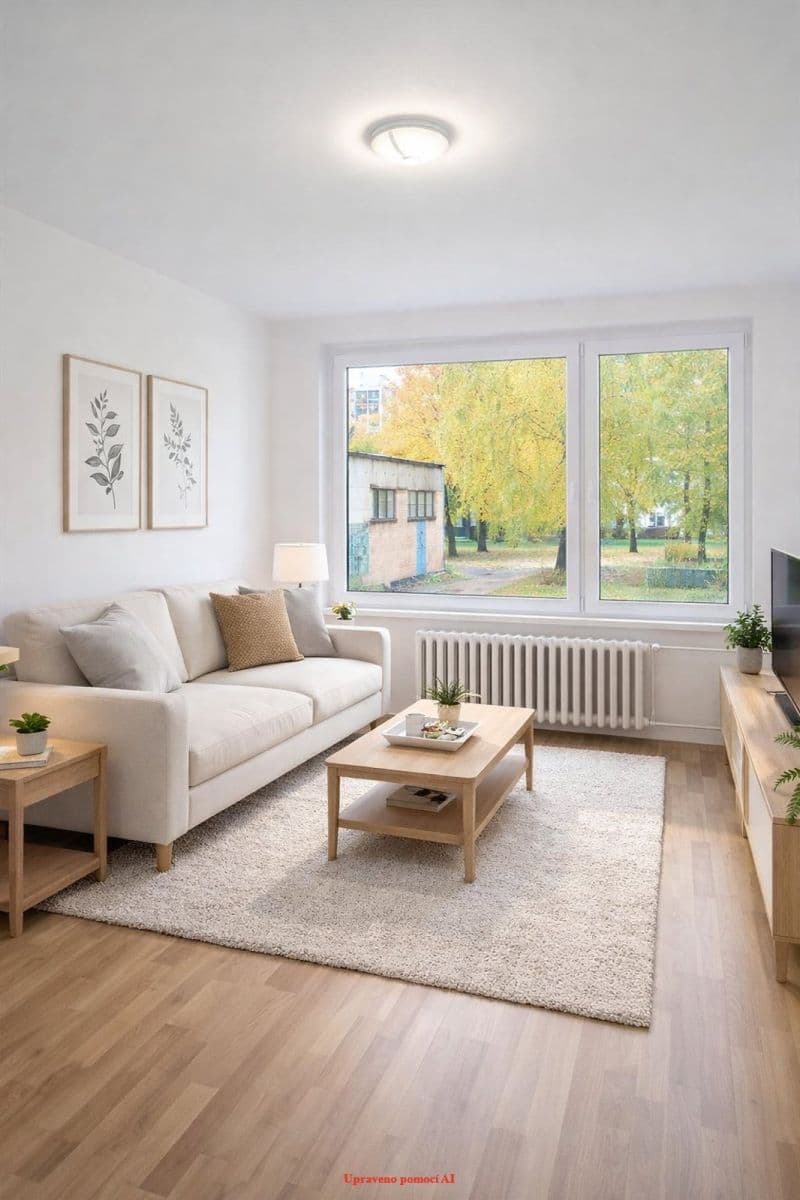 Prenájom bytu 3-izbový 75 m², Ostravská, Český Těšín, Moravskoslezský kraj Prenájom bytu 3-izbový 75 m², Ostravská, Český Těšín, Moravskoslezský kraj