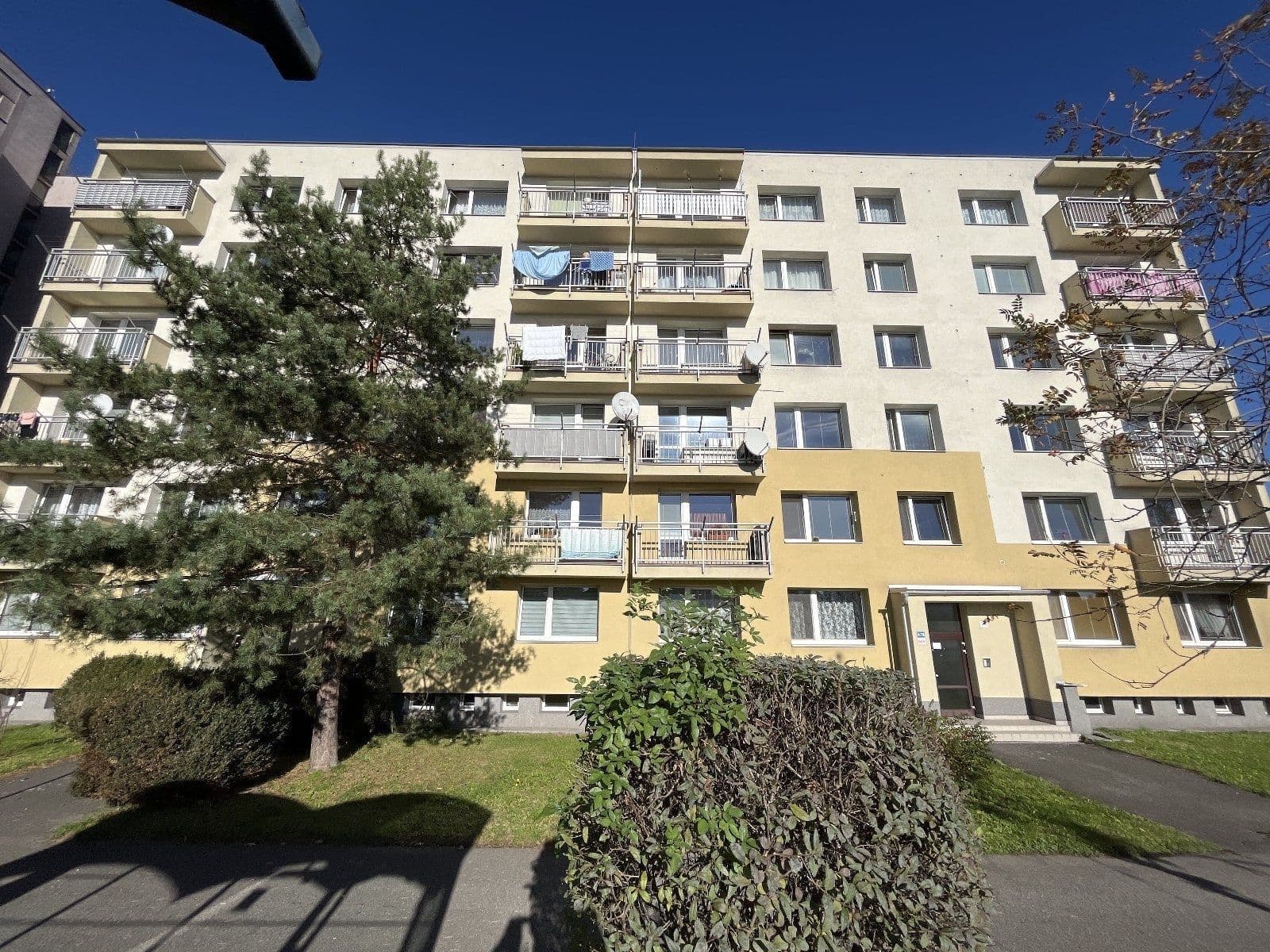 Prenájom bytu 3-izbový 75 m², Ostravská, Český Těšín, Moravskoslezský kraj Prenájom bytu 3-izbový 75 m², Ostravská, Český Těšín, Moravskoslezský kraj