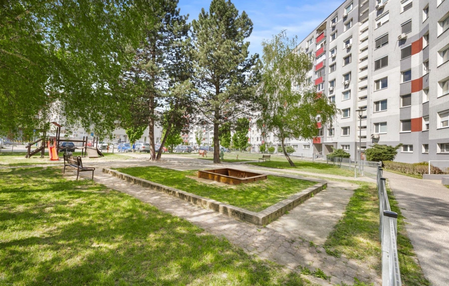 Predaj bytu 3-izbový 63 m², Kríková, Vrakuňa, Bratislavský kraj Predaj bytu 3-izbový 63 m², Kríková, Vrakuňa, Bratislavský kraj