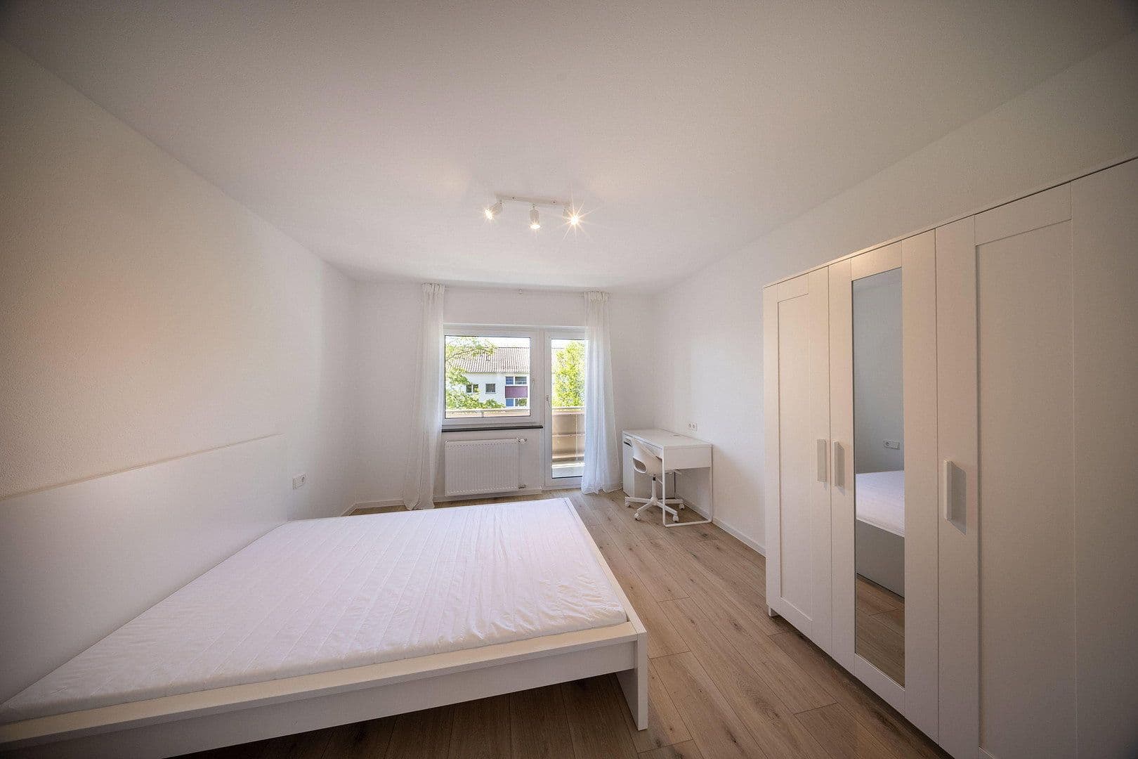 Prenájom bytu 4-izbový 85 m², Traminerweg 16, Ulm, Bádensko-Wurttembersko Prenájom bytu 4-izbový 85 m², Traminerweg 16, Ulm, Bádensko-Wurttembersko