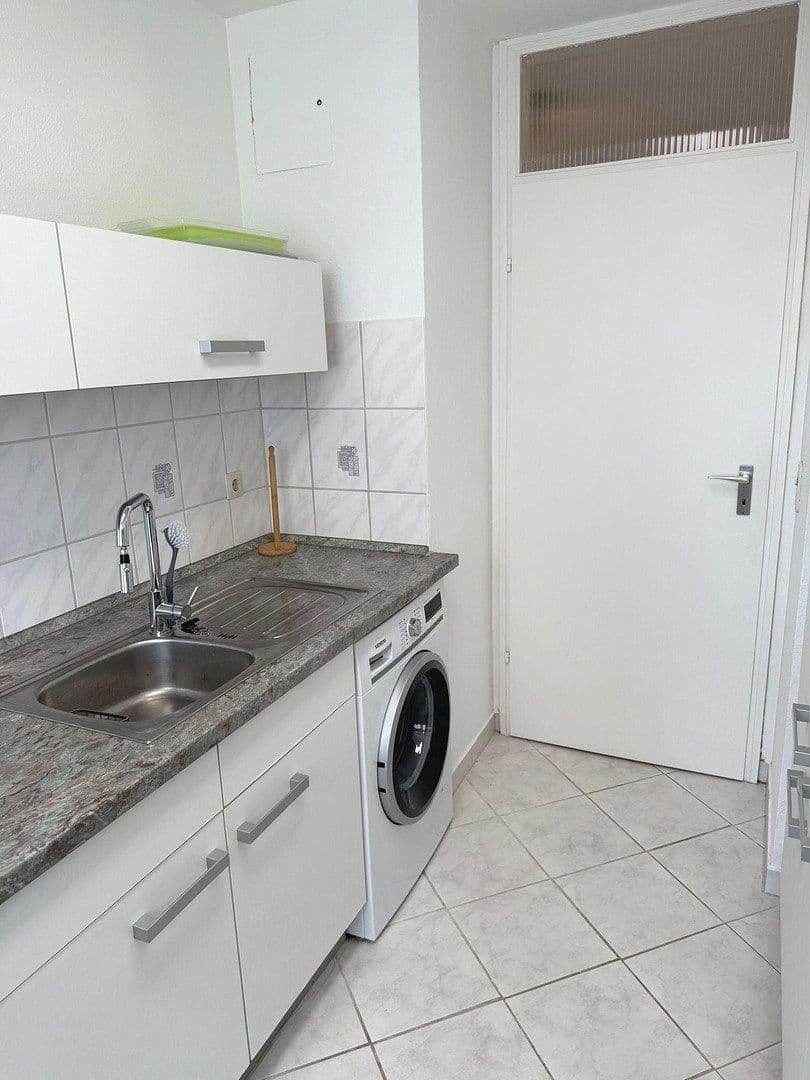 Prenájom bytu 2-izbový 68 m², Wilhelm-Hauff-Str. 34, Augsburg, Bavorsko Prenájom bytu 2-izbový 68 m², Wilhelm-Hauff-Str. 34, Augsburg, Bavorsko