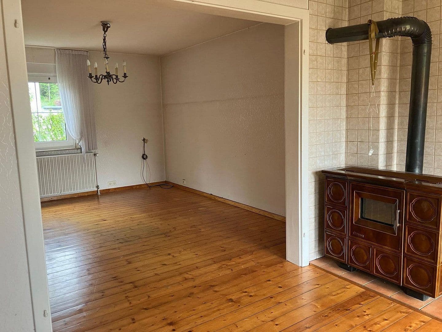Predaj domu 110 m², pozemek 721 m², Linnich, Severné Porýnie - Westfálsko Predaj domu 110 m², pozemek 721 m², Linnich, Severné Porýnie - Westfálsko