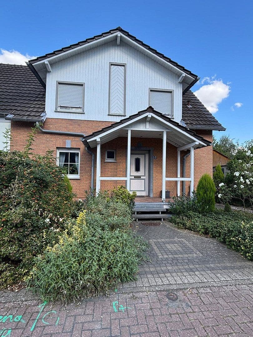 Predaj domu 110 m², pozemek 721 m², Linnich, Severné Porýnie - Westfálsko Predaj domu 110 m², pozemek 721 m², Linnich, Severné Porýnie - Westfálsko