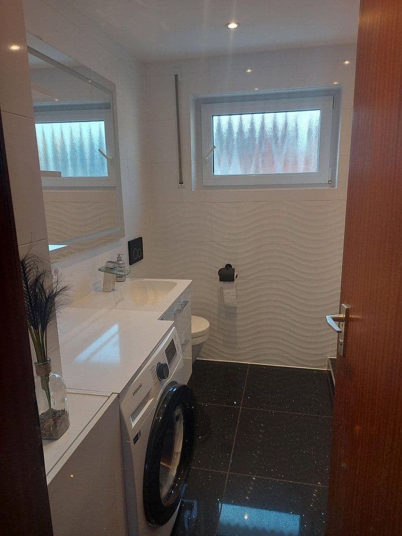 Predaj bytu 3-izbový 90 m², Schwäbisch Gmünd, Bádensko-Wurttembersko Predaj bytu 3-izbový 90 m², Schwäbisch Gmünd, Bádensko-Wurttembersko