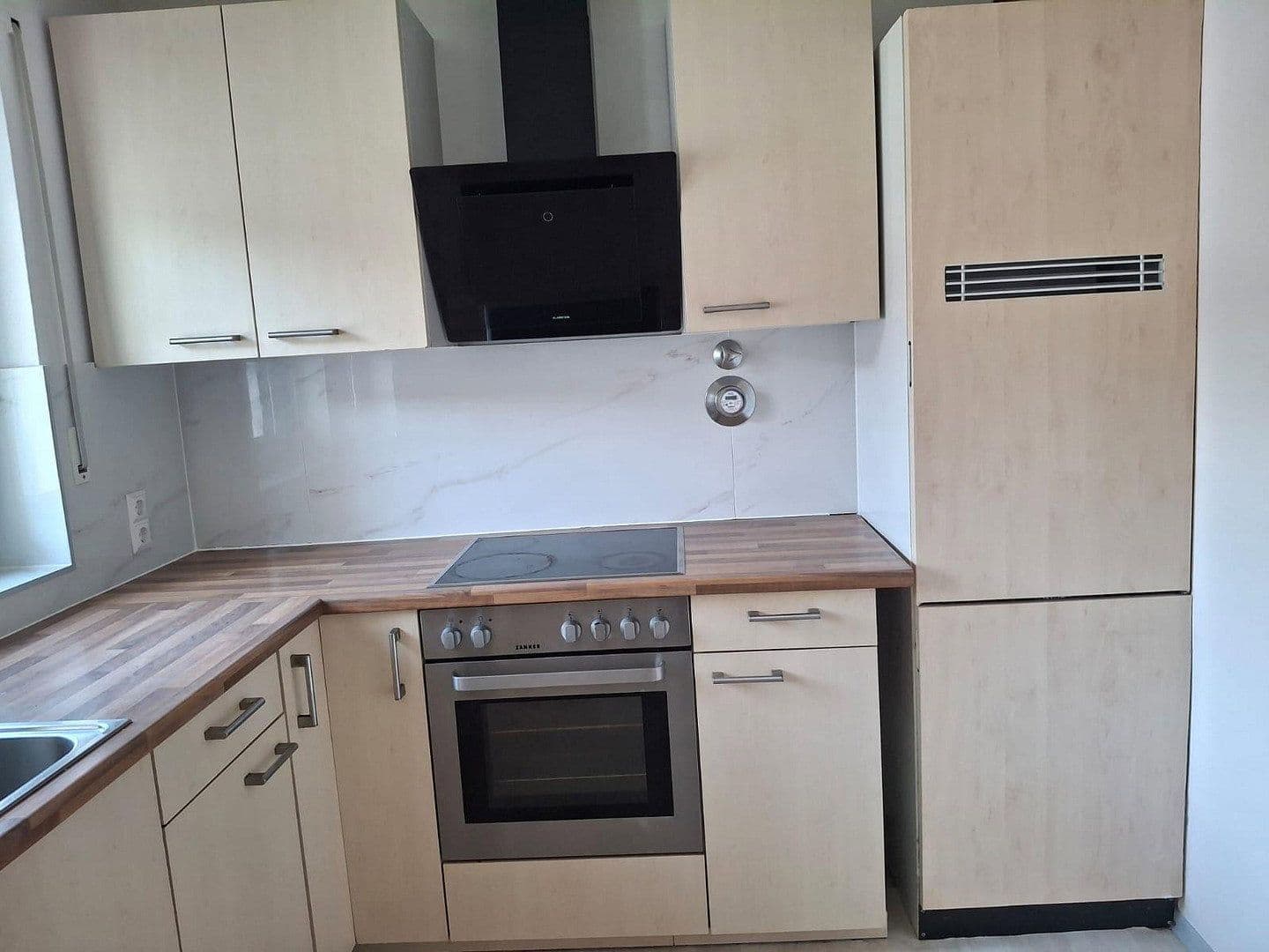 Predaj bytu 3-izbový 90 m², Schwäbisch Gmünd, Bádensko-Wurttembersko Predaj bytu 3-izbový 90 m², Schwäbisch Gmünd, Bádensko-Wurttembersko
