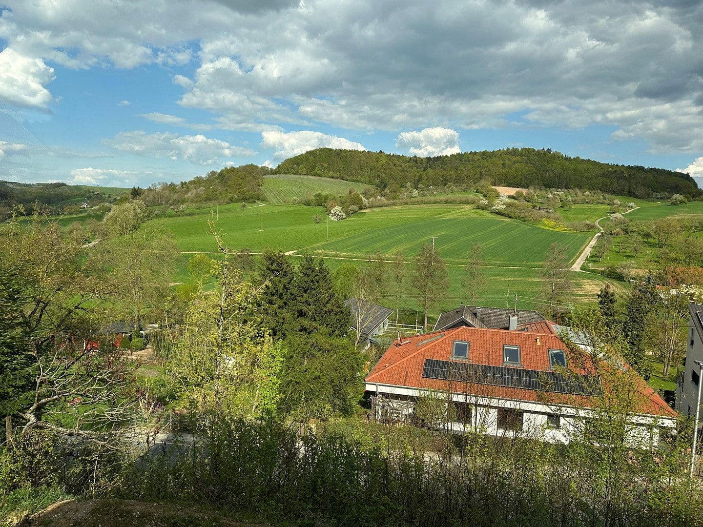 Predaj domu 131 m², pozemek 490 m², Beilstein, Bádensko-Wurttembersko Predaj domu 131 m², pozemek 490 m², Beilstein, Bádensko-Wurttembersko