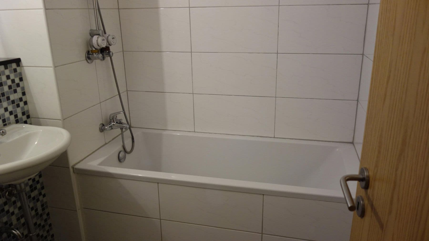 Predaj bytu 2-izbový 68 m², Am Stöckener Bach 20, Hannover, Dolné Sasko Predaj bytu 2-izbový 68 m², Am Stöckener Bach 20, Hannover, Dolné Sasko