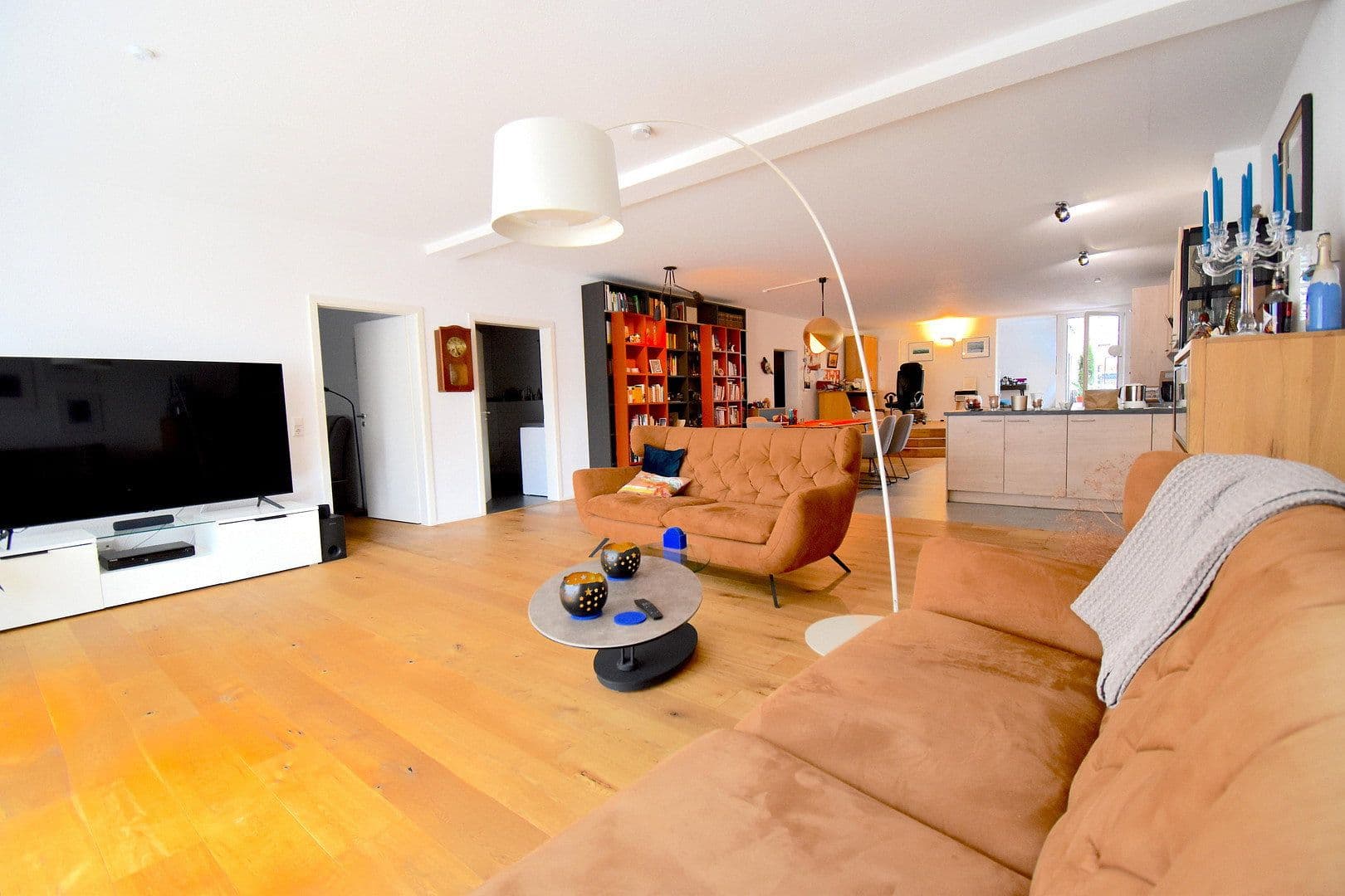 Prenájom kancelárie 164 m², Stuttgarter Straße 23, Weil der Stadt, Bádensko-Wurttembersko Prenájom kancelárie 164 m², Stuttgarter Straße 23, Weil der Stadt, Bádensko-Wurttembersko