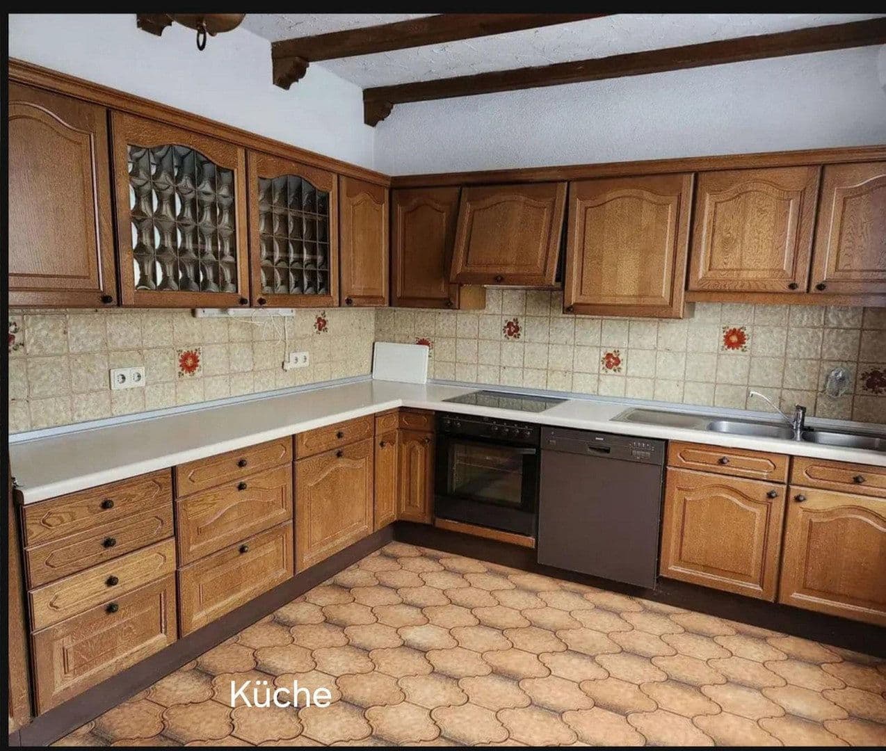 Predaj domu 270 m², pozemek 898 m², Schönbrunn, Bádensko-Wurttembersko Predaj domu 270 m², pozemek 898 m², Schönbrunn, Bádensko-Wurttembersko