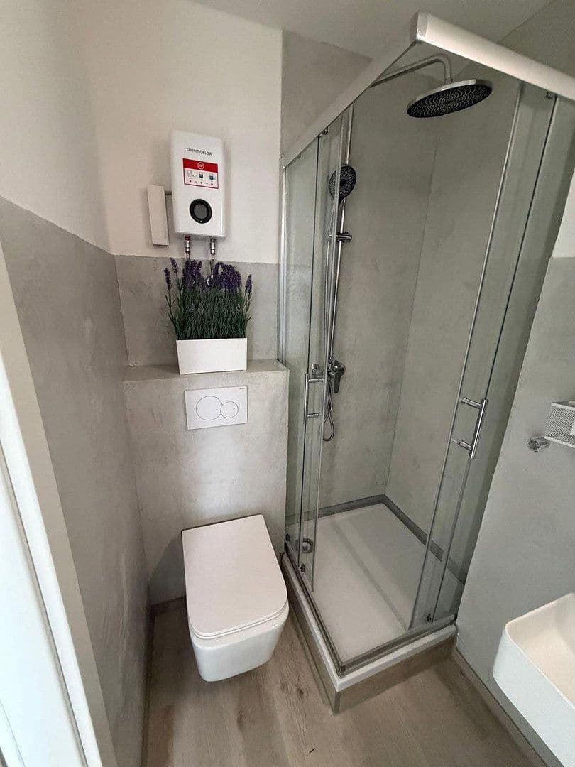 Prenájom bytu 1-izbový 15 m², Vierzigmannstraße 30, Erlangen, Bavorsko Prenájom bytu 1-izbový 15 m², Vierzigmannstraße 30, Erlangen, Bavorsko