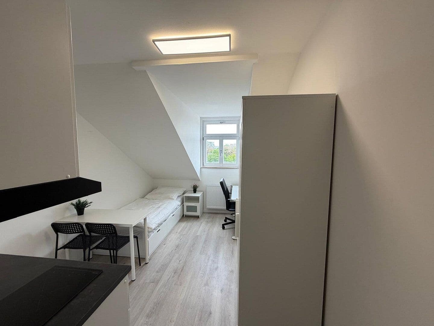 Prenájom bytu 1-izbový 15 m², Vierzigmannstraße 30, Erlangen, Bavorsko Prenájom bytu 1-izbový 15 m², Vierzigmannstraße 30, Erlangen, Bavorsko