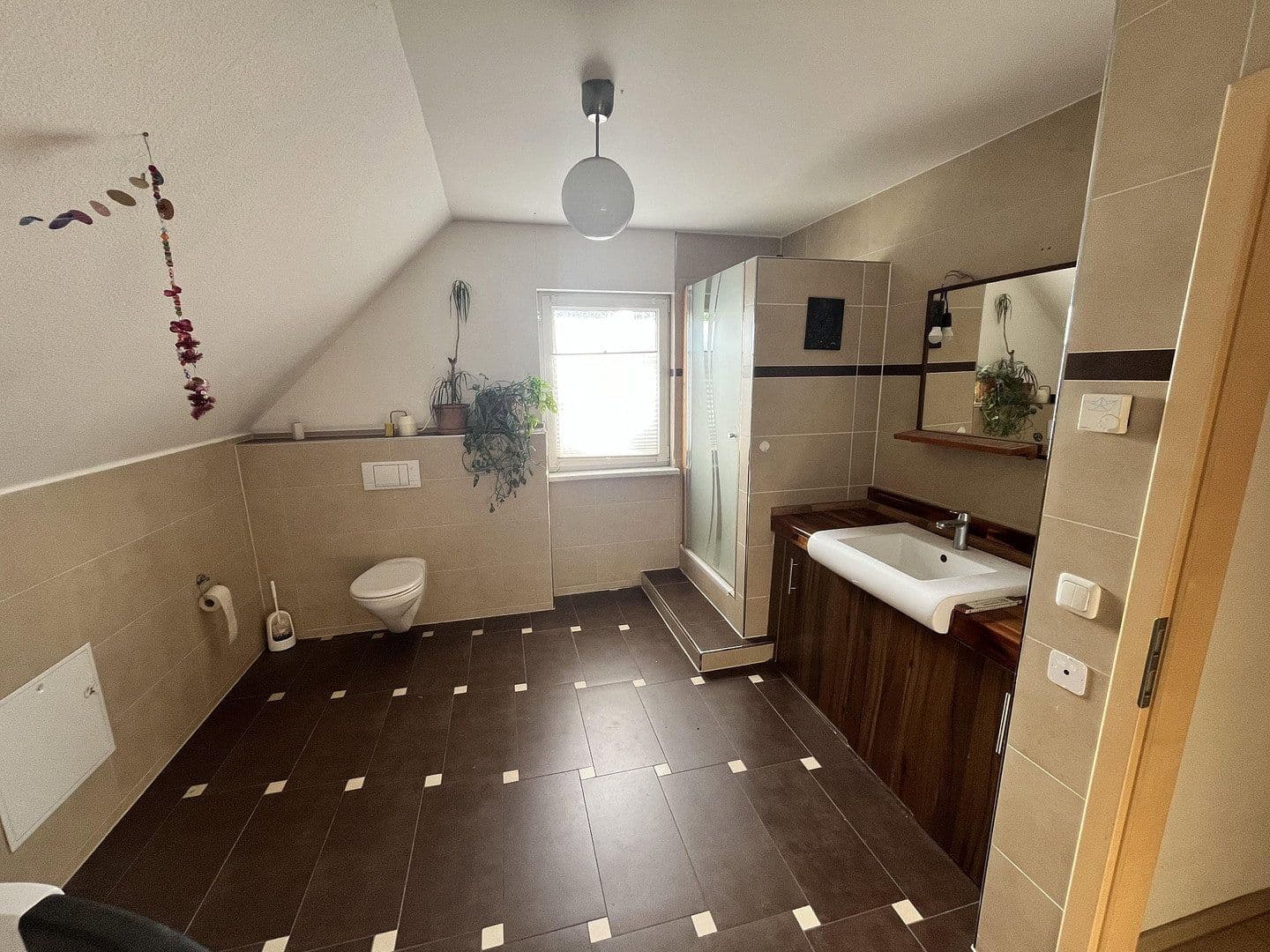 Predaj domu 134 m², pozemek 655 m², Magedeburgerstr 30, Glienicke/Nordbahn, Brandenbursko Predaj domu 134 m², pozemek 655 m², Magedeburgerstr 30, Glienicke/Nordbahn, Brandenbursko