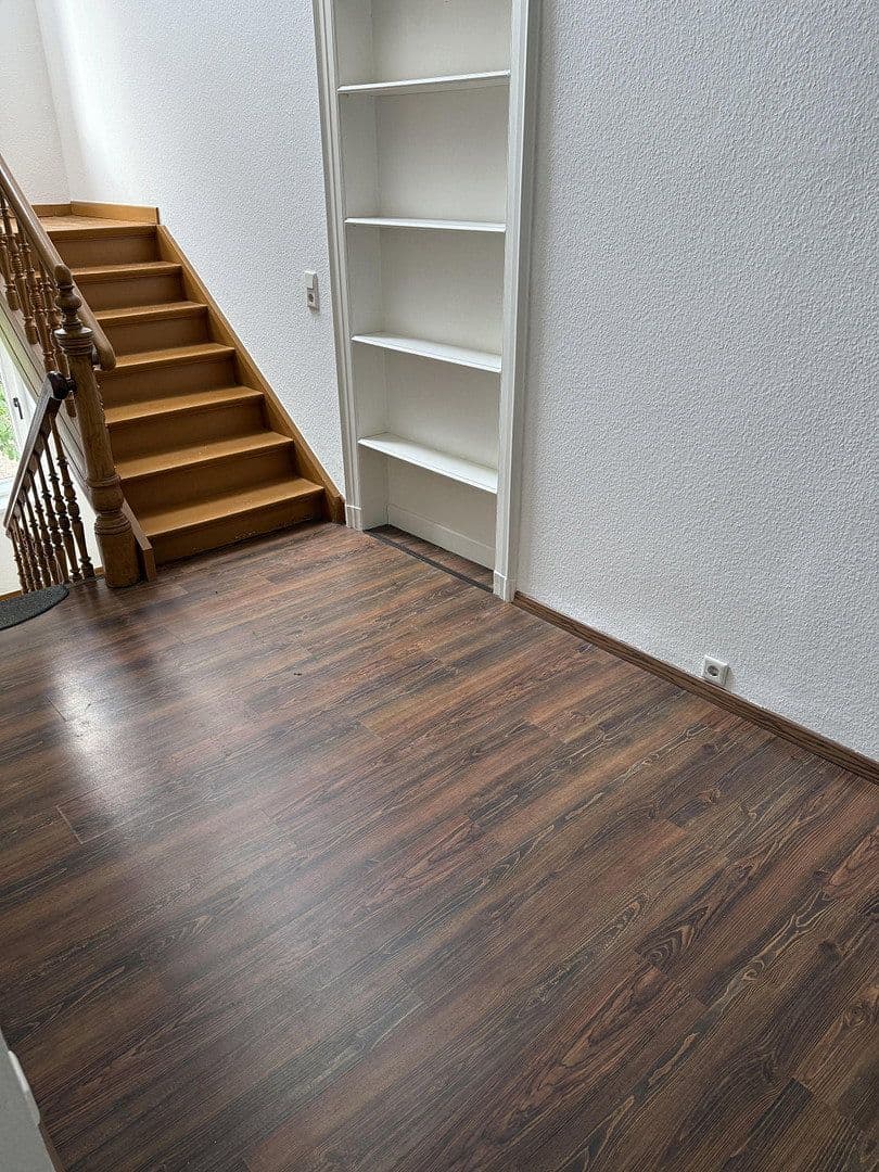 Prenájom kancelárie 42 m², Oberbenrader Str. 51, Nordrhein-Westfalen - Krefeld, Severné Porýnie - Westfálsko Prenájom kancelárie 42 m², Oberbenrader Str. 51, Nordrhein-Westfalen - Krefeld, Severné Porýnie - Westfálsko