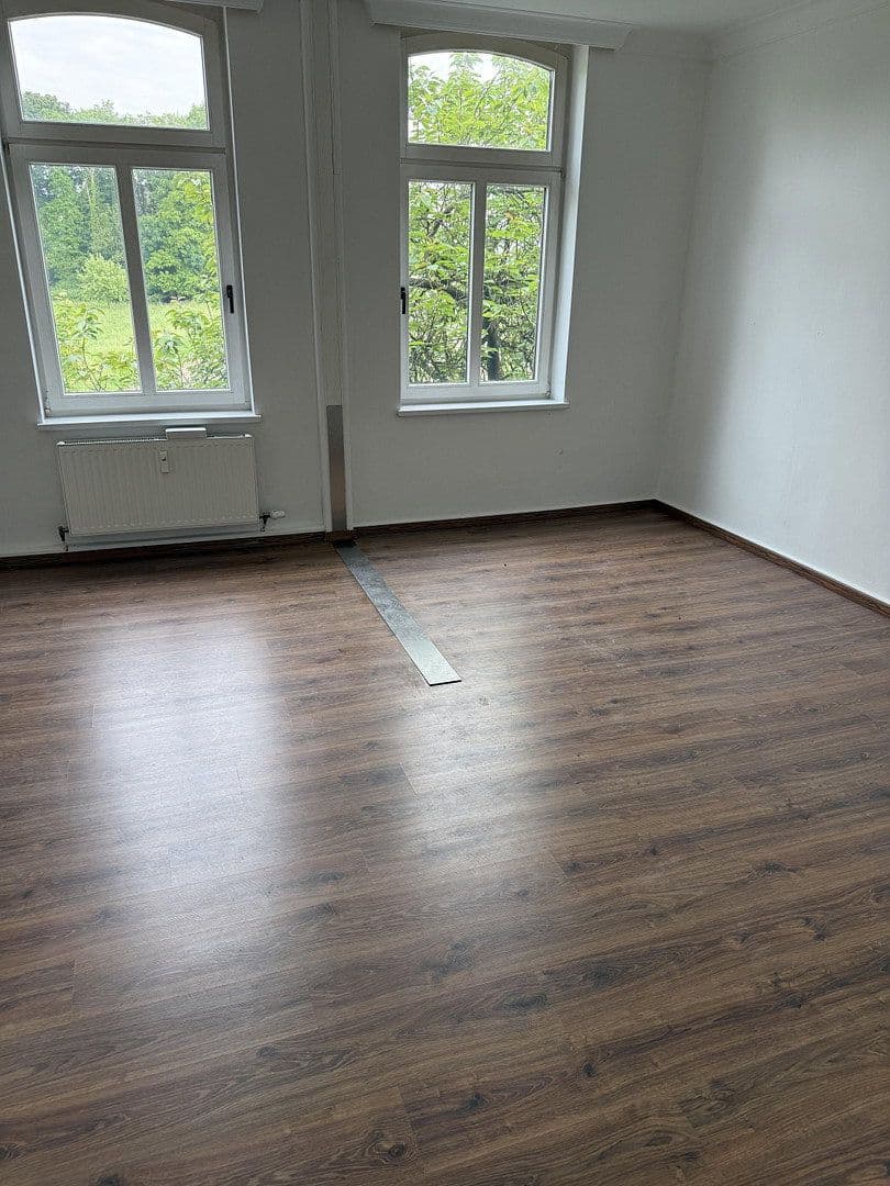 Prenájom kancelárie 42 m², Oberbenrader Str. 51, Nordrhein-Westfalen - Krefeld, Severné Porýnie - Westfálsko Prenájom kancelárie 42 m², Oberbenrader Str. 51, Nordrhein-Westfalen - Krefeld, Severné Porýnie - Westfálsko
