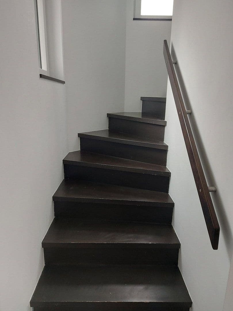 Prenájom bytu 4-izbový 150 m², Emmendingen, Bádensko-Wurttembersko Prenájom bytu 4-izbový 150 m², Emmendingen, Bádensko-Wurttembersko