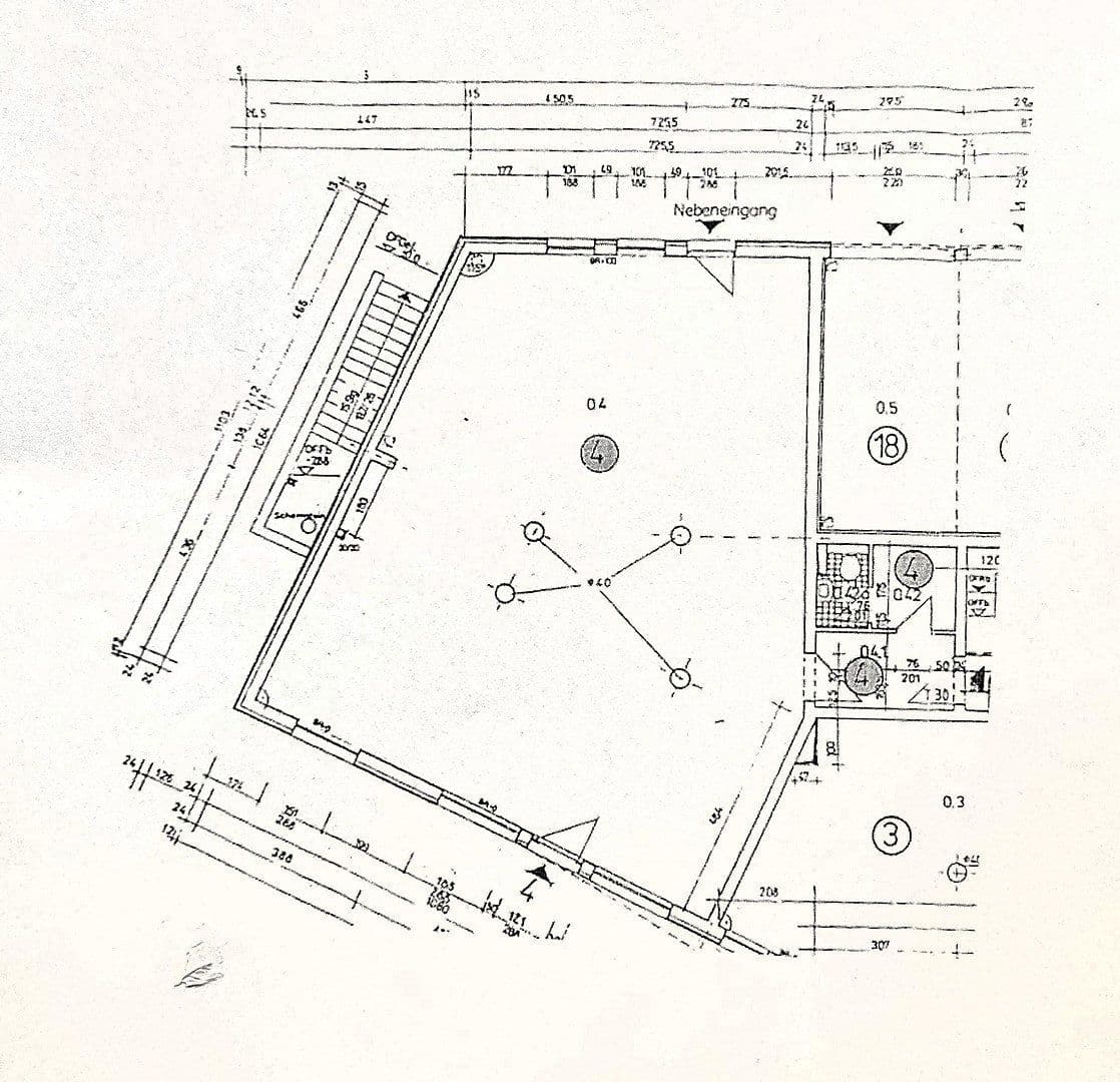 Prenájom kancelárie 125 m², Treskowallee 128, Berlin, Berlín Prenájom kancelárie 125 m², Treskowallee 128, Berlin, Berlín