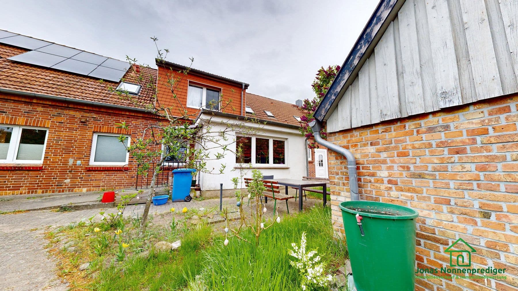 Predaj domu 113 m², pozemek 1.848 m², Hauptstraße 9 b, Leezen, Meklenbursko-Predpomoransko Predaj domu 113 m², pozemek 1.848 m², Hauptstraße 9 b, Leezen, Meklenbursko-Predpomoransko