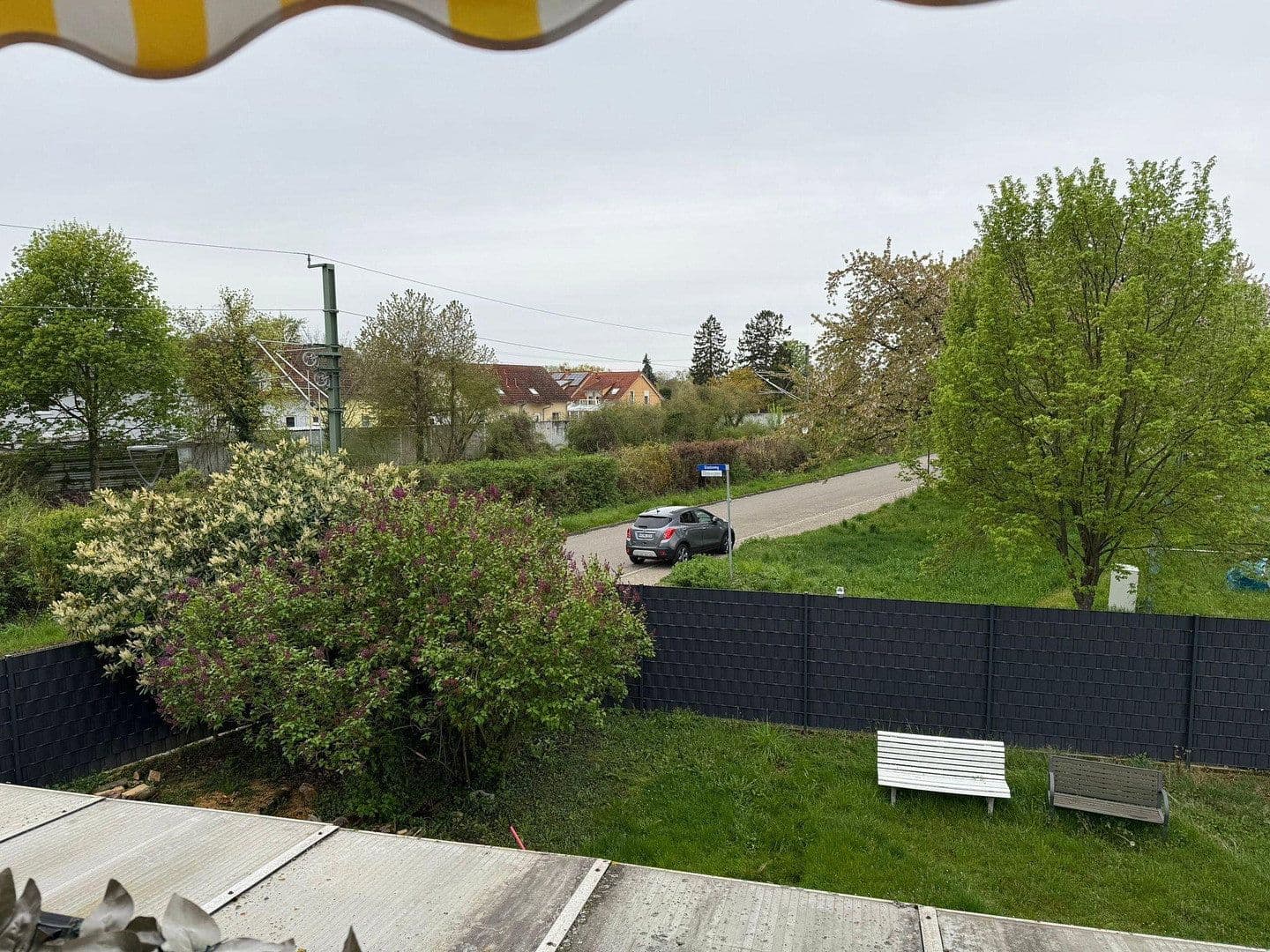 Prenájom bytu 4-izbový 143 m², Philippsburg, Bádensko-Wurttembersko Prenájom bytu 4-izbový 143 m², Philippsburg, Bádensko-Wurttembersko