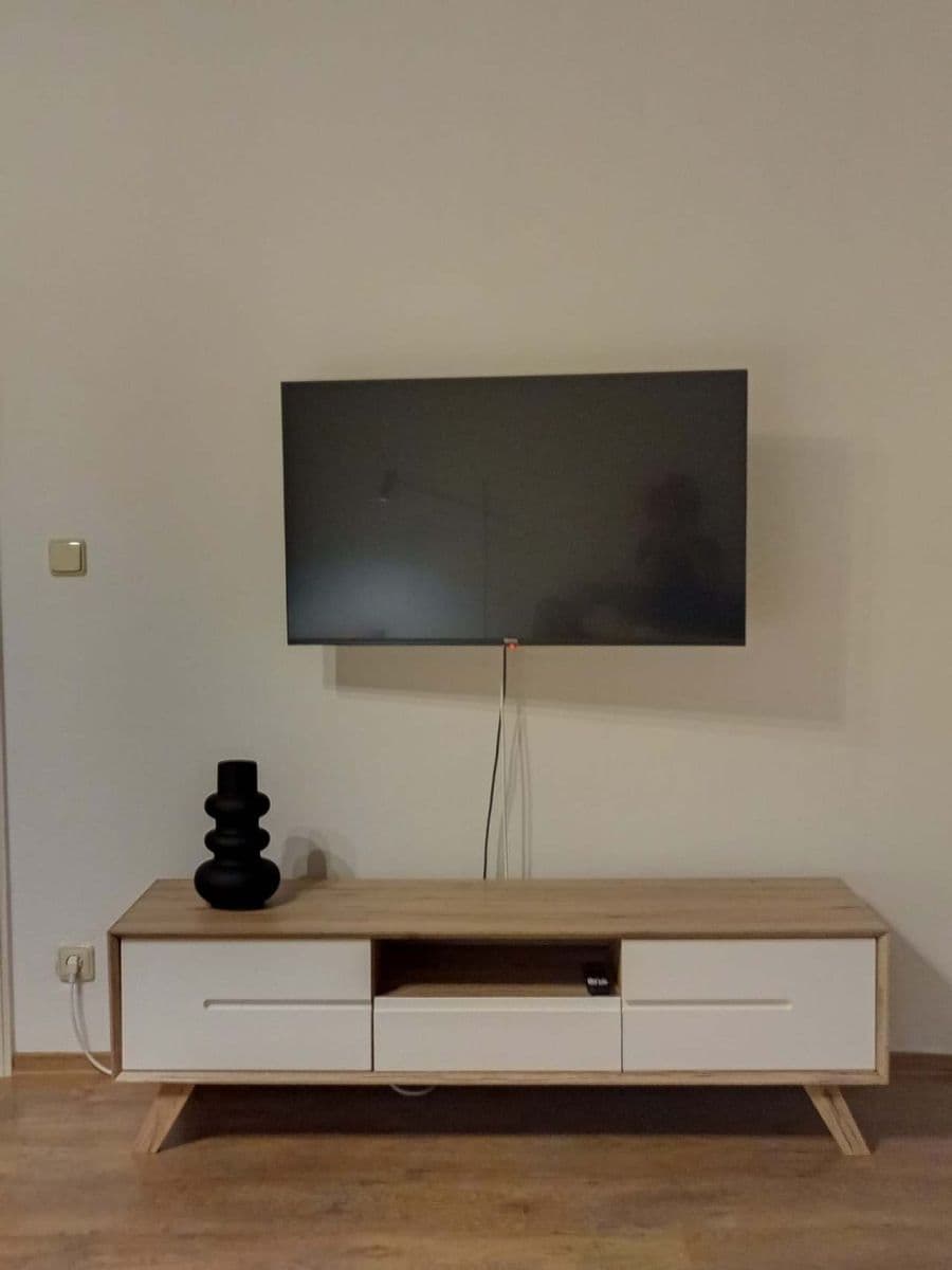 Prenájom bytu 45 m², Horova, Hradec Králové, Královéhradecký kraj Prenájom bytu 45 m², Horova, Hradec Králové, Královéhradecký kraj