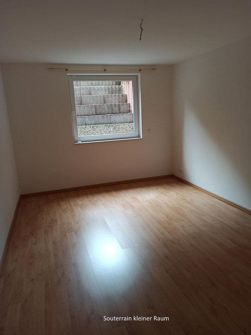 Prenájom bytu 4-izbový 134 m², Norderstedt, Šlezvicko-Holštajnsko Prenájom bytu 4-izbový 134 m², Norderstedt, Šlezvicko-Holštajnsko