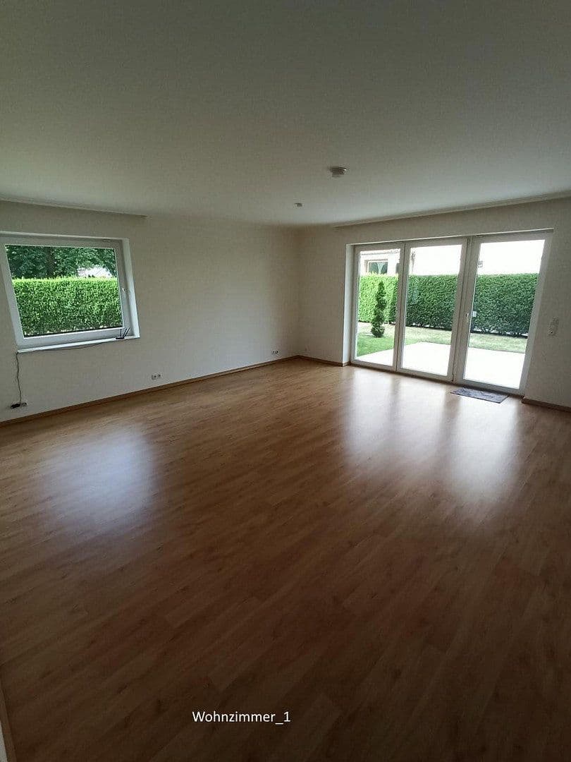 Prenájom bytu 4-izbový 134 m², Norderstedt, Šlezvicko-Holštajnsko Prenájom bytu 4-izbový 134 m², Norderstedt, Šlezvicko-Holštajnsko