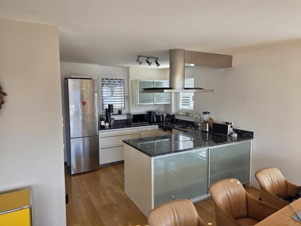 Predaj domu 194 m², pozemek 355 m², An der Schnabelburg 10a, Bodman-Ludwigshafen, Bádensko-Wurttembersko Predaj domu 194 m², pozemek 355 m², An der Schnabelburg 10a, Bodman-Ludwigshafen, Bádensko-Wurttembersko