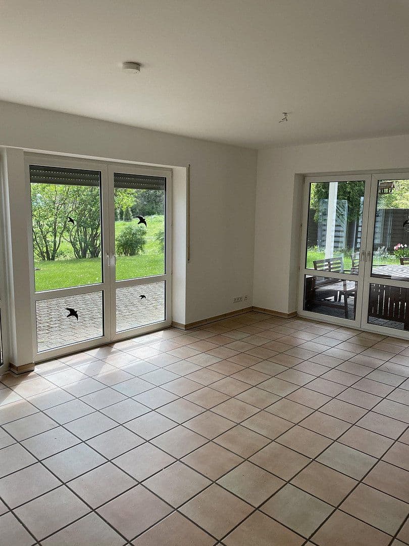 Predaj domu 337 m², pozemek 1.324 m², Im Wiesengrund 34, Montabaur, Porýnie-Falcko Predaj domu 337 m², pozemek 1.324 m², Im Wiesengrund 34, Montabaur, Porýnie-Falcko