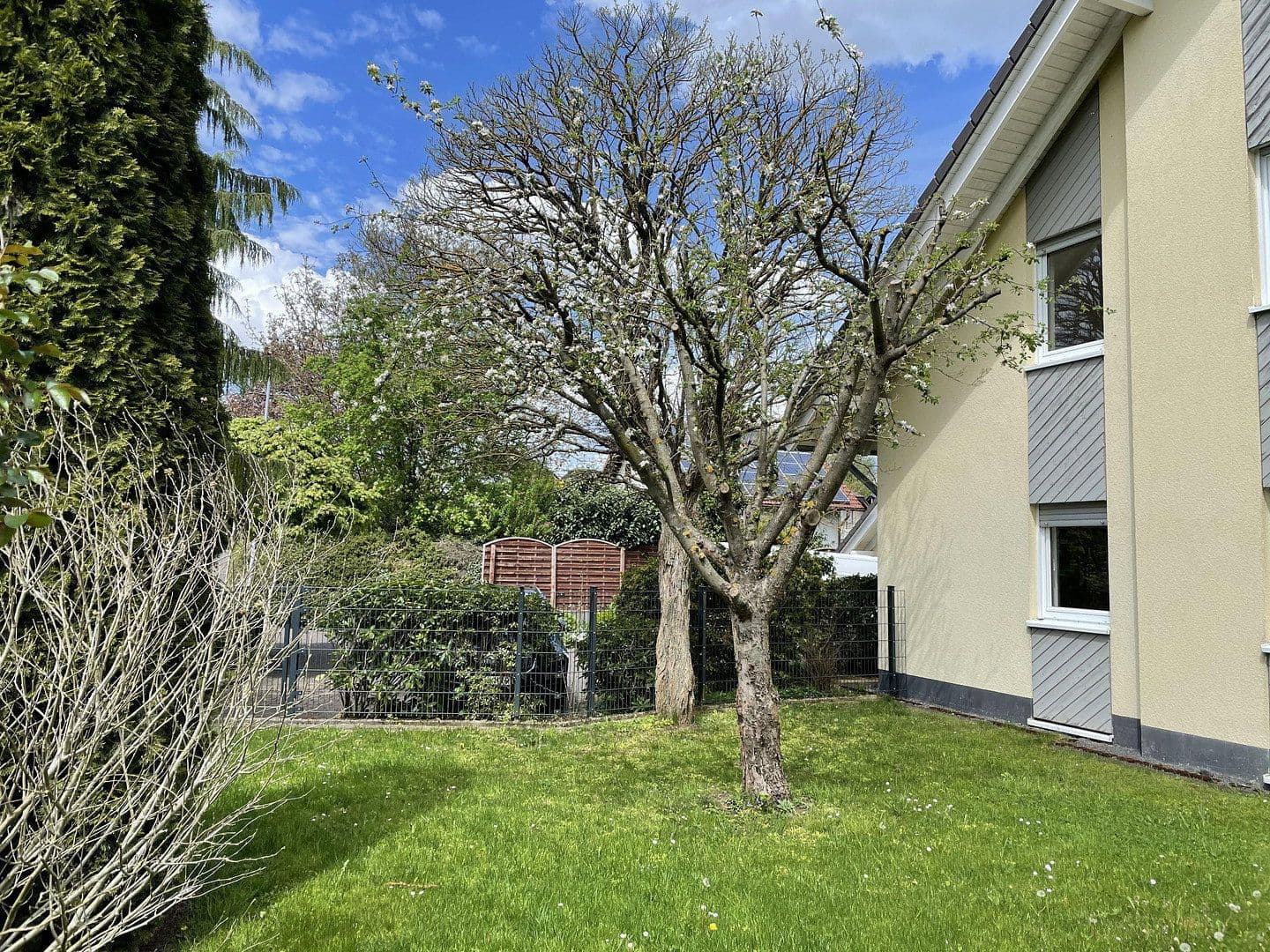 Predaj domu 337 m², pozemek 1.324 m², Im Wiesengrund 34, Montabaur, Porýnie-Falcko Predaj domu 337 m², pozemek 1.324 m², Im Wiesengrund 34, Montabaur, Porýnie-Falcko