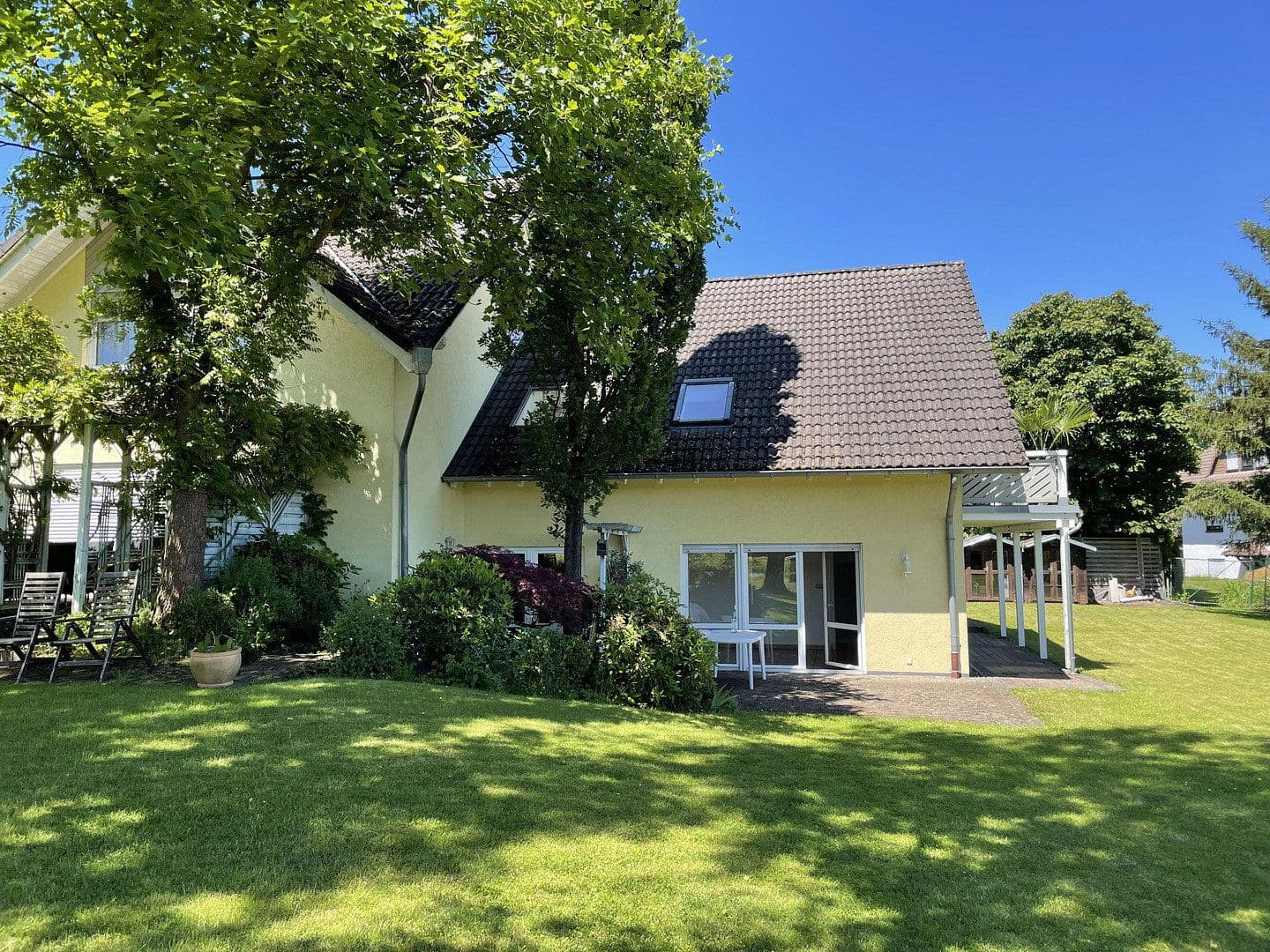 Predaj domu 337 m², pozemek 1.324 m², Im Wiesengrund 34, Montabaur, Porýnie-Falcko Predaj domu 337 m², pozemek 1.324 m², Im Wiesengrund 34, Montabaur, Porýnie-Falcko