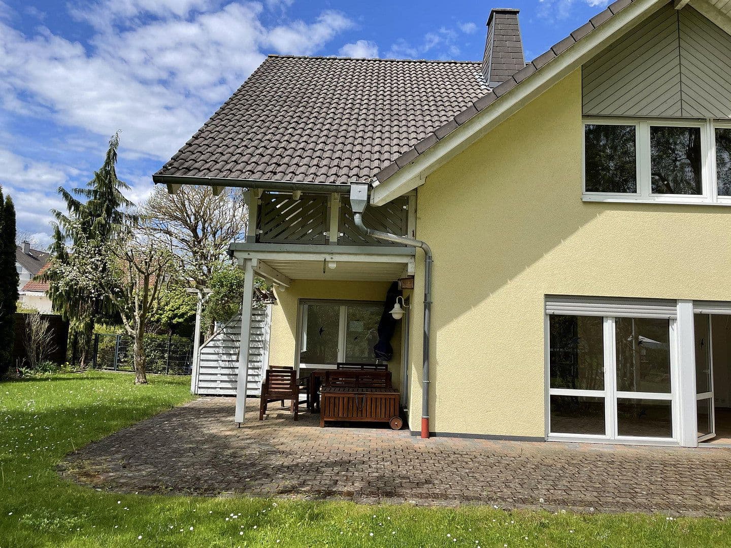 Predaj domu 337 m², pozemek 1.324 m², Im Wiesengrund 34, Montabaur, Porýnie-Falcko Predaj domu 337 m², pozemek 1.324 m², Im Wiesengrund 34, Montabaur, Porýnie-Falcko