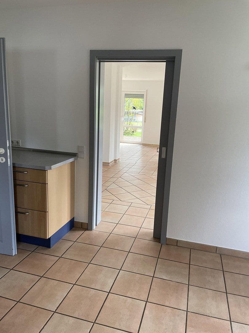 Predaj domu 337 m², pozemek 1.324 m², Im Wiesengrund 34, Montabaur, Porýnie-Falcko Predaj domu 337 m², pozemek 1.324 m², Im Wiesengrund 34, Montabaur, Porýnie-Falcko