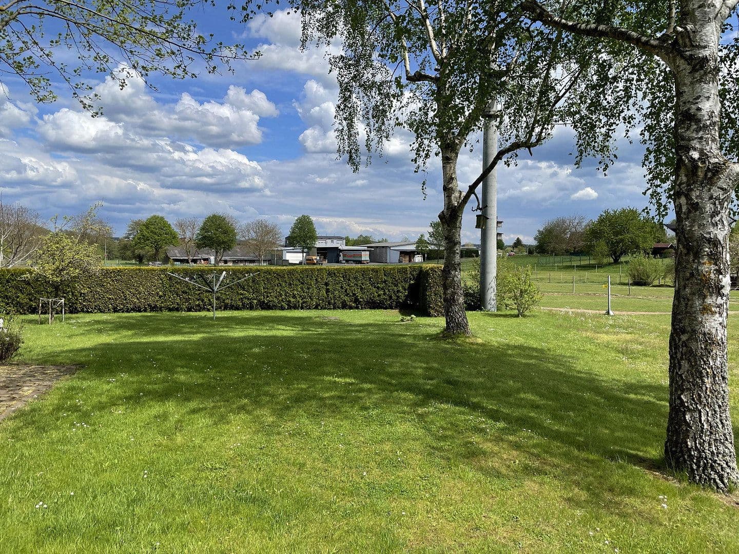 Predaj domu 337 m², pozemek 1.324 m², Im Wiesengrund 34, Montabaur, Porýnie-Falcko Predaj domu 337 m², pozemek 1.324 m², Im Wiesengrund 34, Montabaur, Porýnie-Falcko