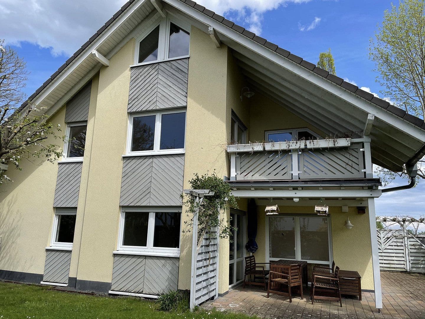 Predaj domu 337 m², pozemek 1.324 m², Im Wiesengrund 34, Montabaur, Porýnie-Falcko Predaj domu 337 m², pozemek 1.324 m², Im Wiesengrund 34, Montabaur, Porýnie-Falcko