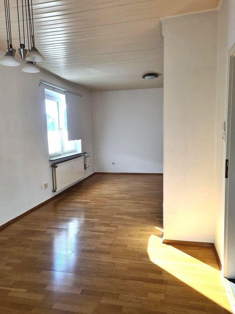 Predaj domu 190 m², pozemek 1.400 m², Langenhagen, Dolné Sasko Predaj domu 190 m², pozemek 1.400 m², Langenhagen, Dolné Sasko